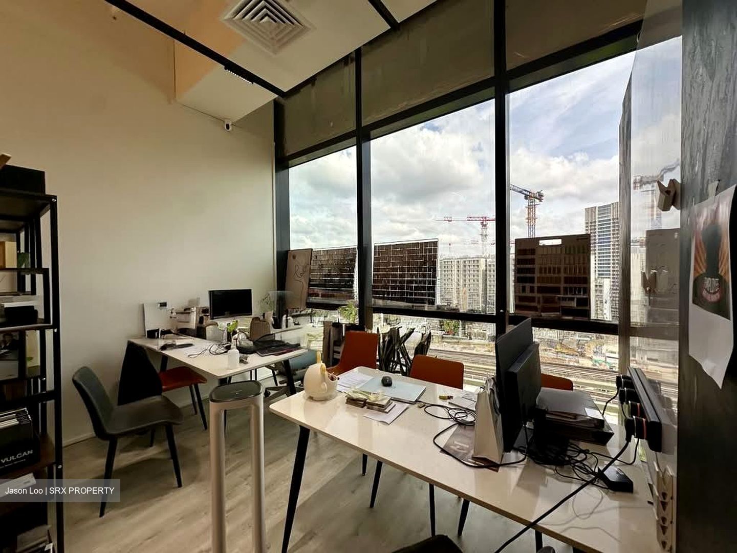 Woods Square (D25), Office #533327921